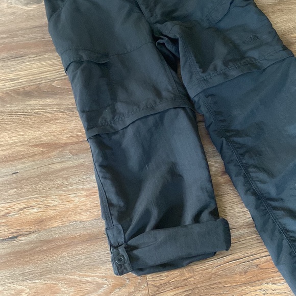TNF North Face Convertible Zip Off Hiking Pants Capri Shorts Excellent Condition - Picture 5 of 11